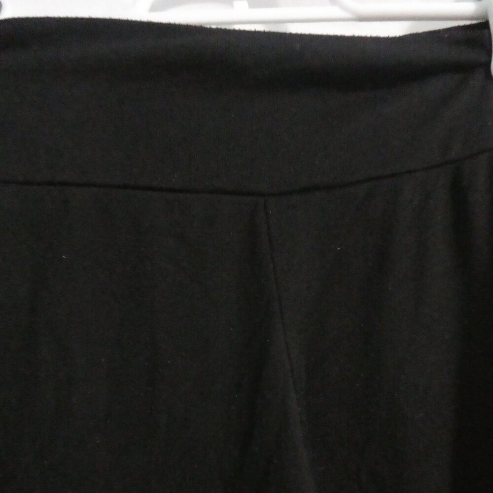 SOPRANO | medium | Black Lightweight Culottes| EUC - Picture 10 of 13